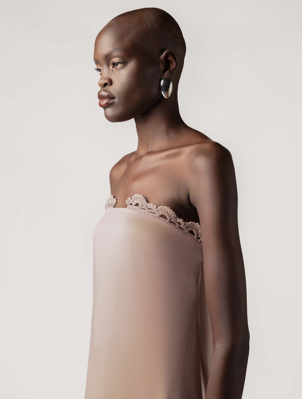 Strapless jersey maxi dress with crochet in dusty pink