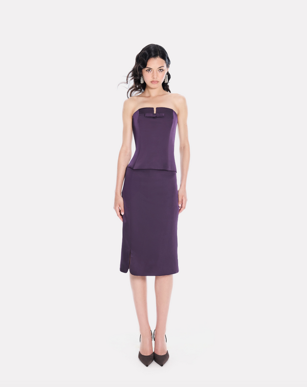 Straight classic midi skirt in purple satin