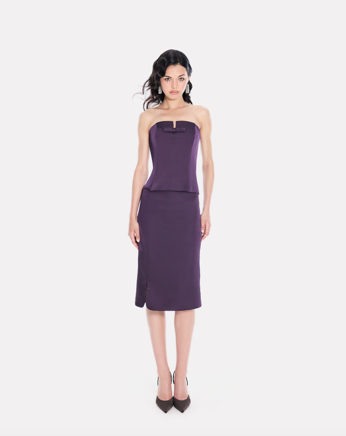 Straight classic midi skirt in purple satin