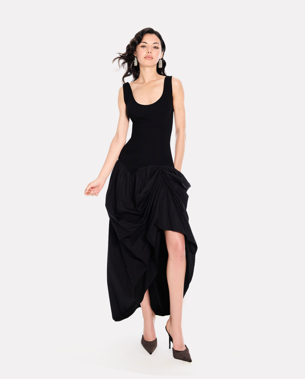 Sleeveless ruched bubble dress in black